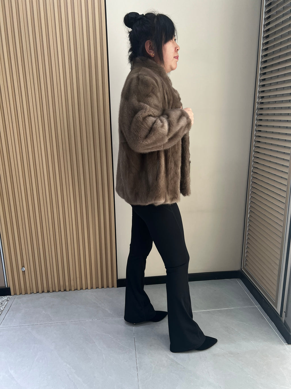 No. 366 Light Brown Stand-Collar Mink Fur Coat