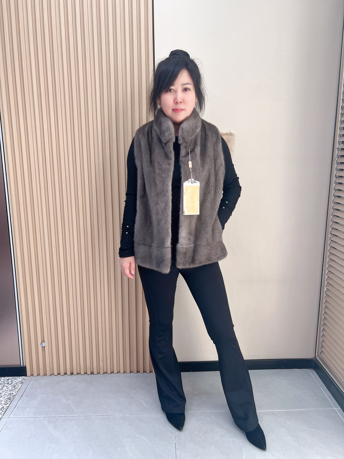 No. 372 Grey Stand-Collar Mink Fur Vest