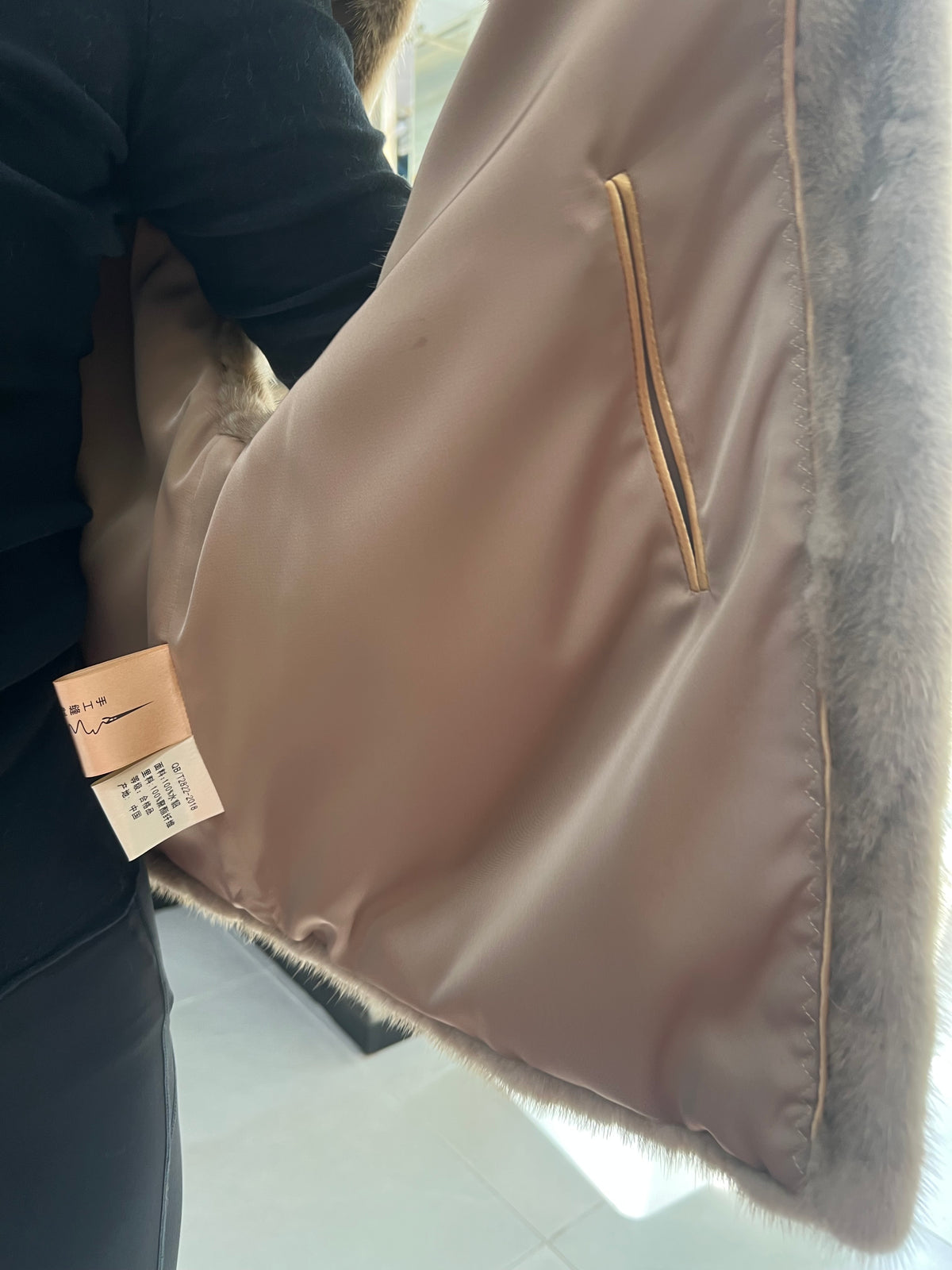 No. 369 Beige Stand-Collar Mink Fur Vest