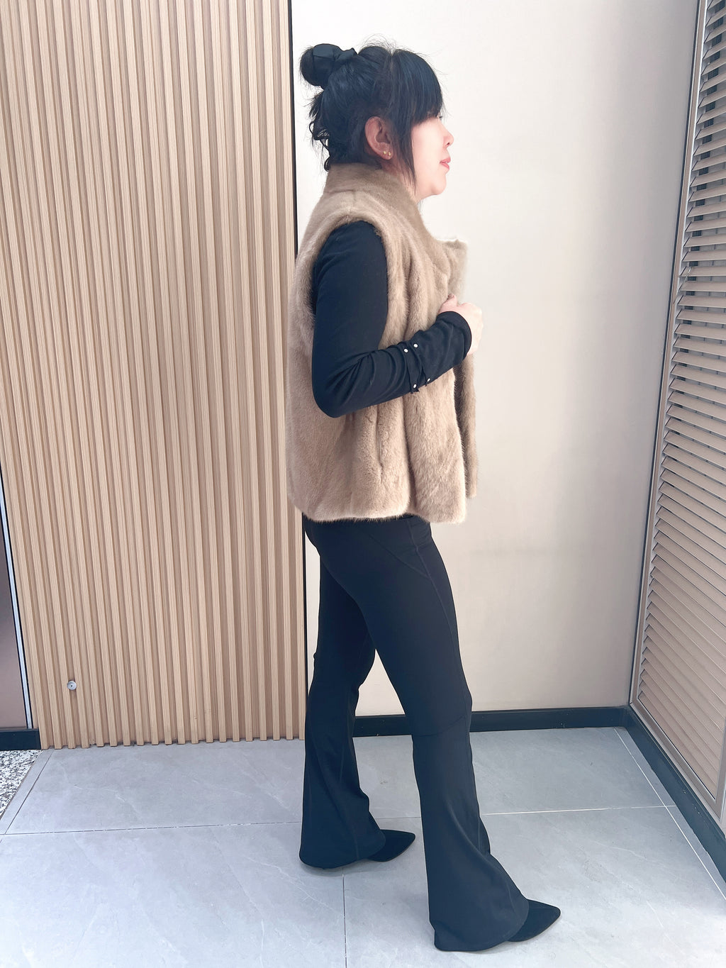 No. 369 Beige Stand-Collar Mink Fur Vest