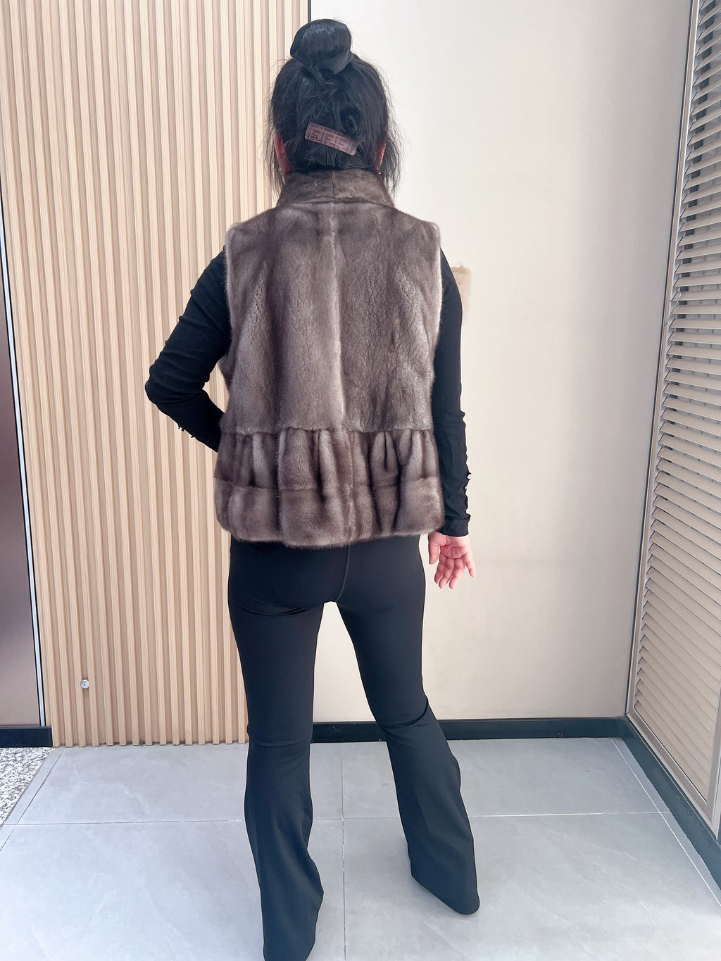 No. 368 Grey Stand-Collar Mink Fur Vest