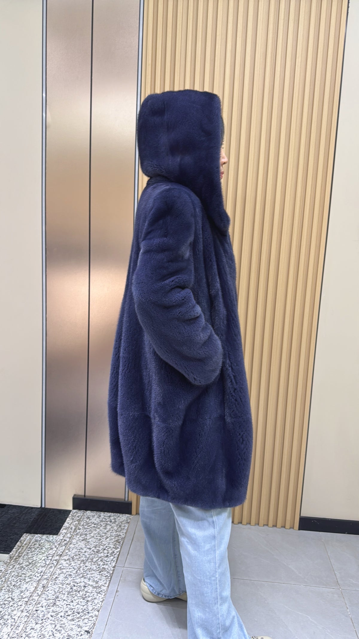 No. 007 Long, hooded dark blue velvet-finish mink coat