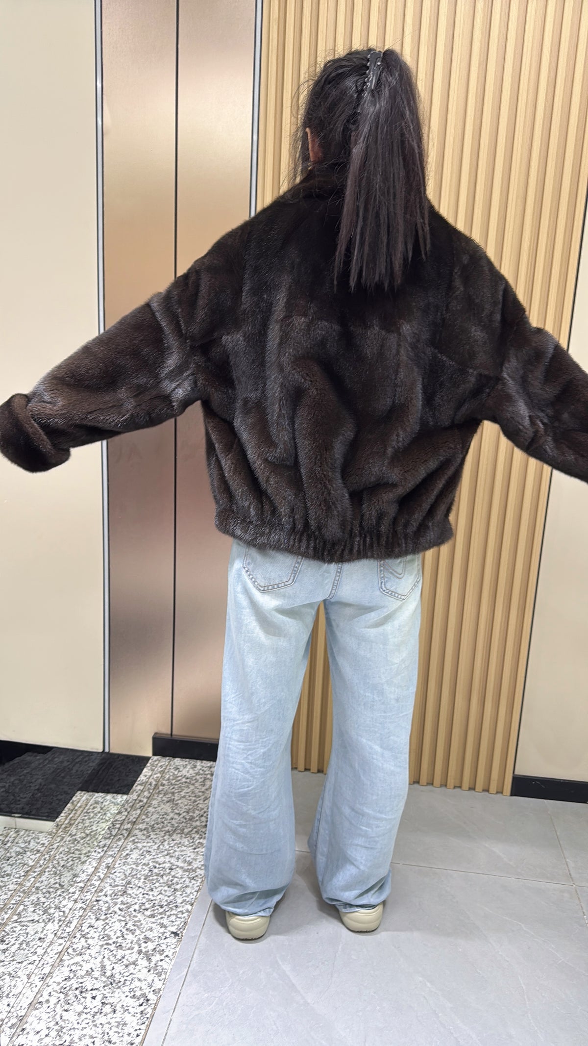 No. 013 Brown lapel casual-style mink coat