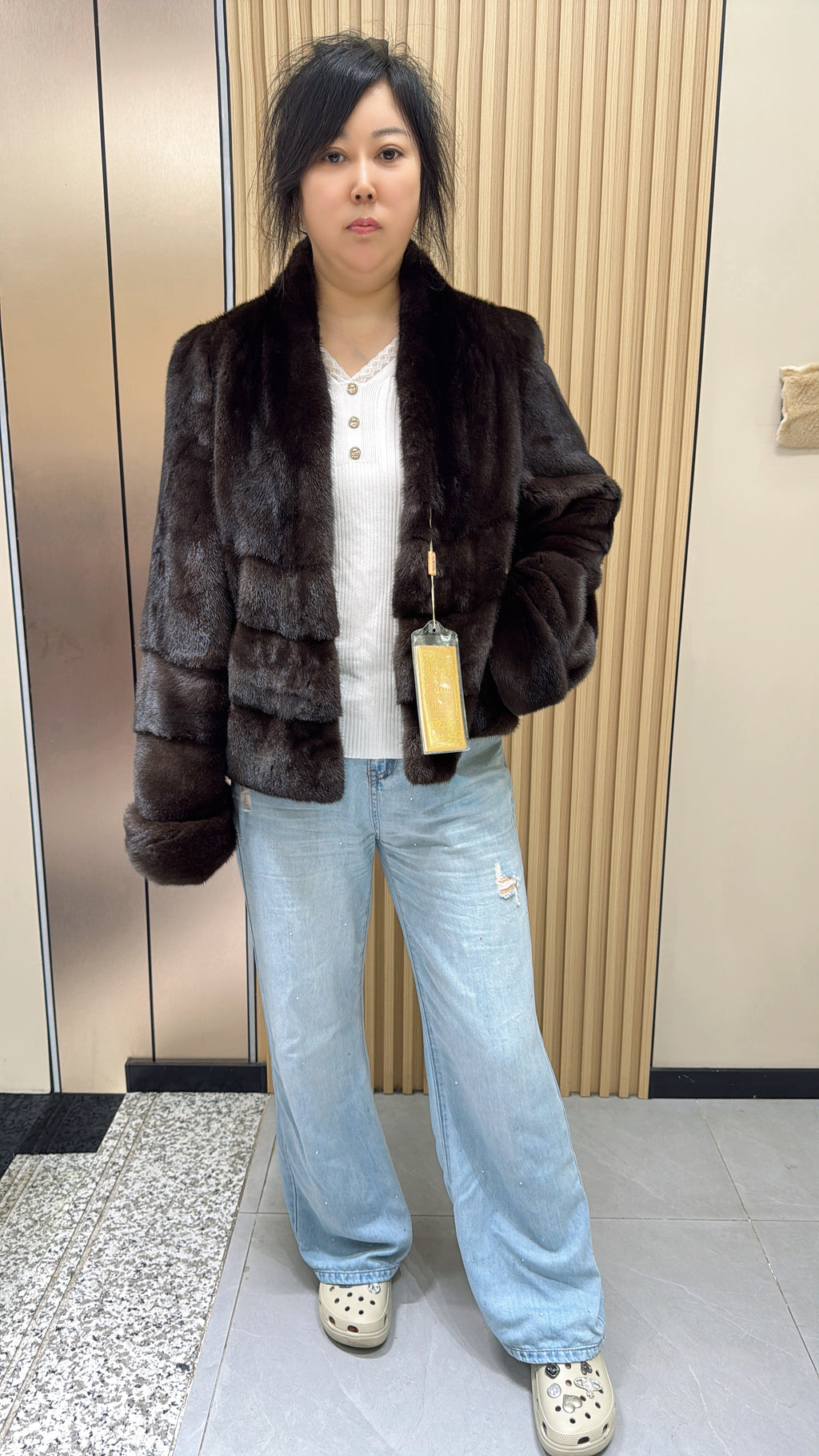 023 Brown V-neck mink fur coat (AB-style cut)