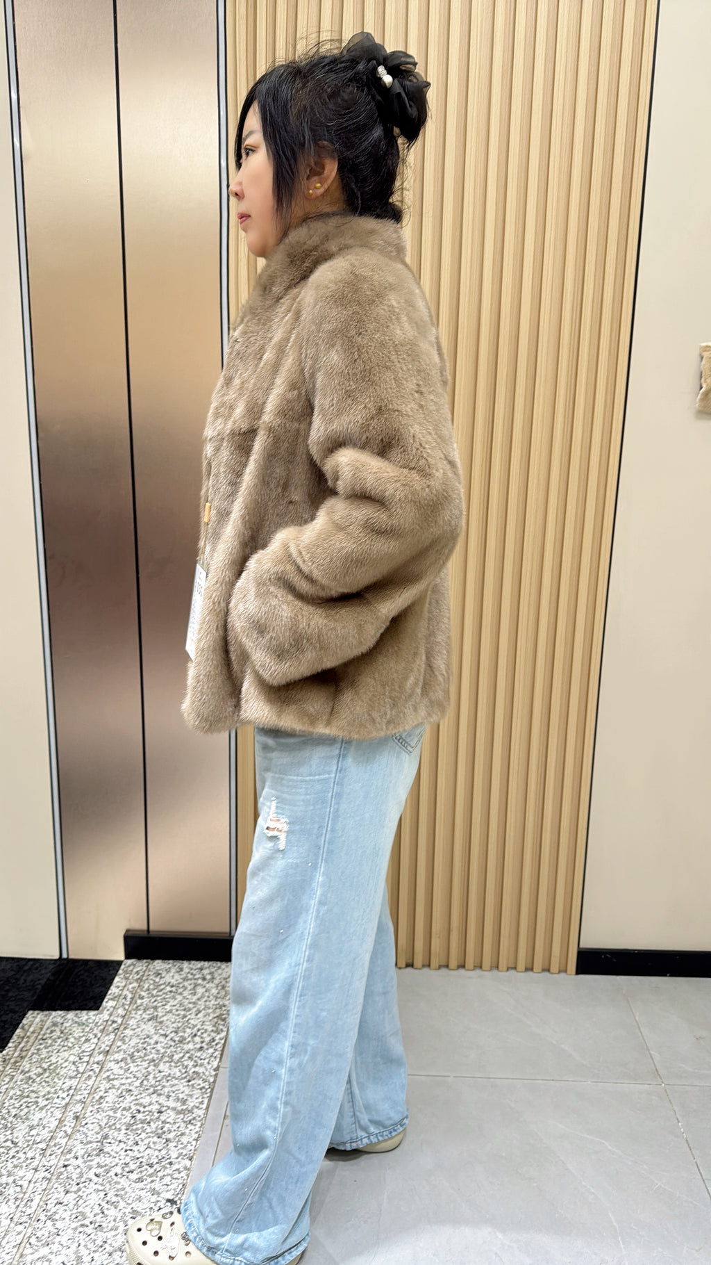 030 Latte-grey stand-collar mink fur coat.