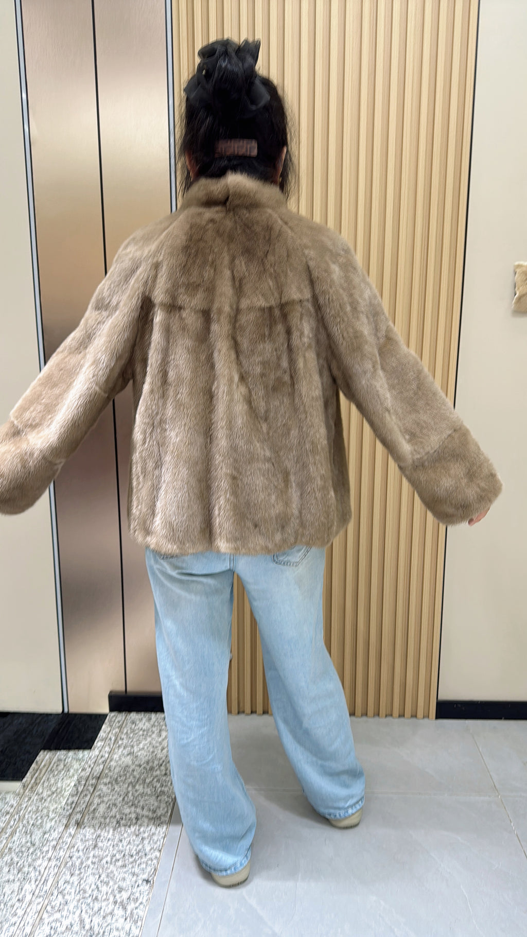 030 Latte-grey stand-collar mink fur coat.