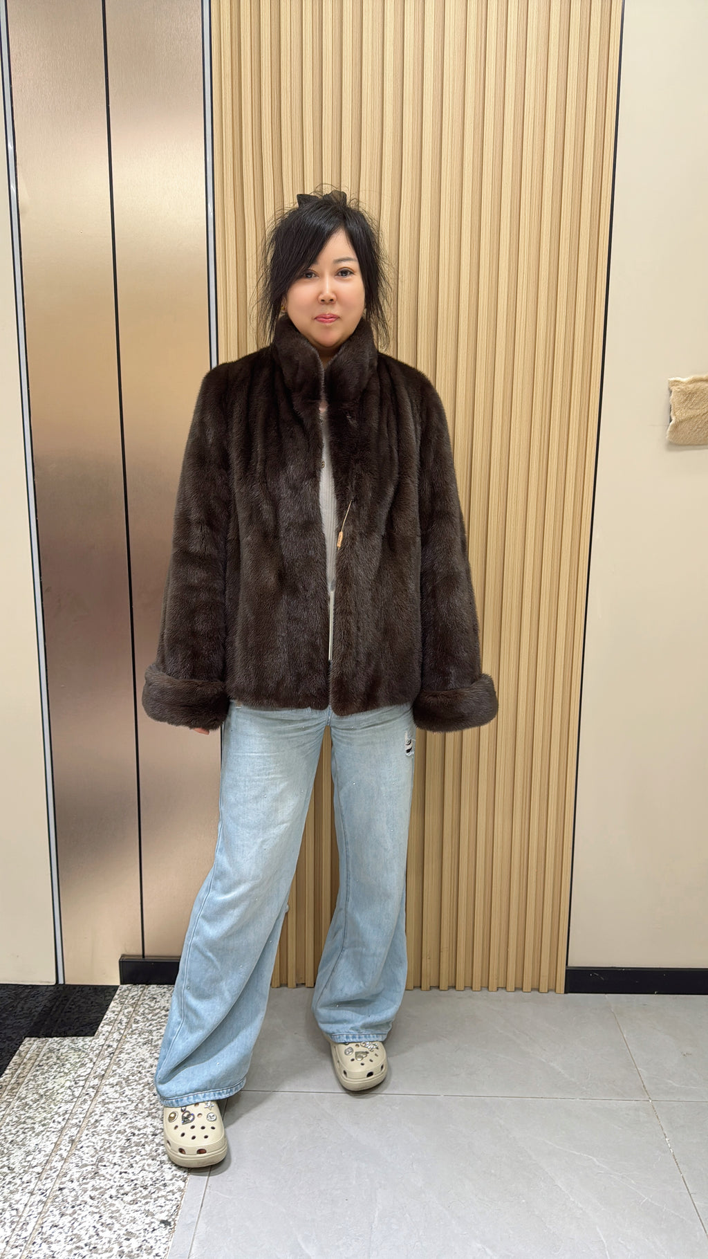 No. 018 Brown Mink Coat with Stand Collar and Roll-up Sleeves