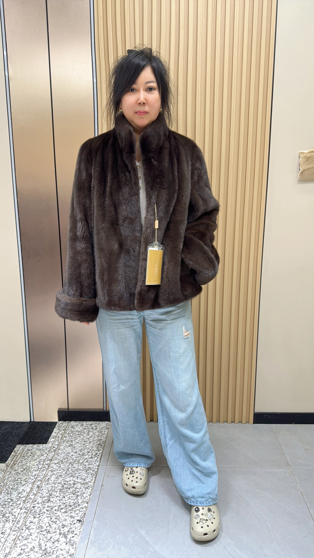 No. 018 Brown Mink Coat with Stand Collar and Roll-up Sleeves