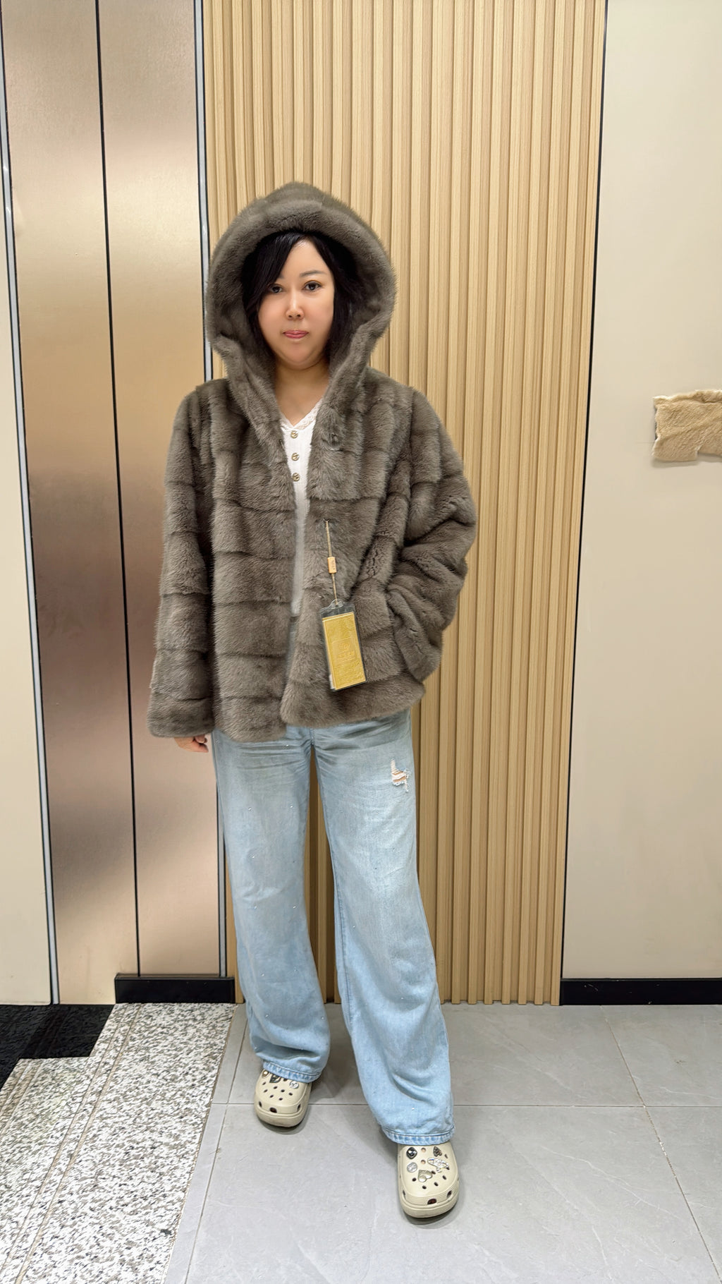 024 Grey Hooded Mink Fur Coat with Horizontal Pelts