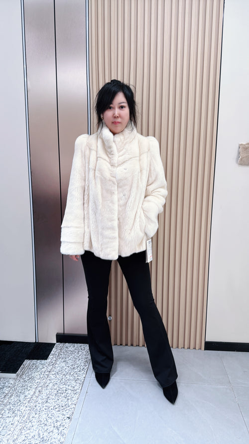No. 051 Off-white stand-collar mink fur coat