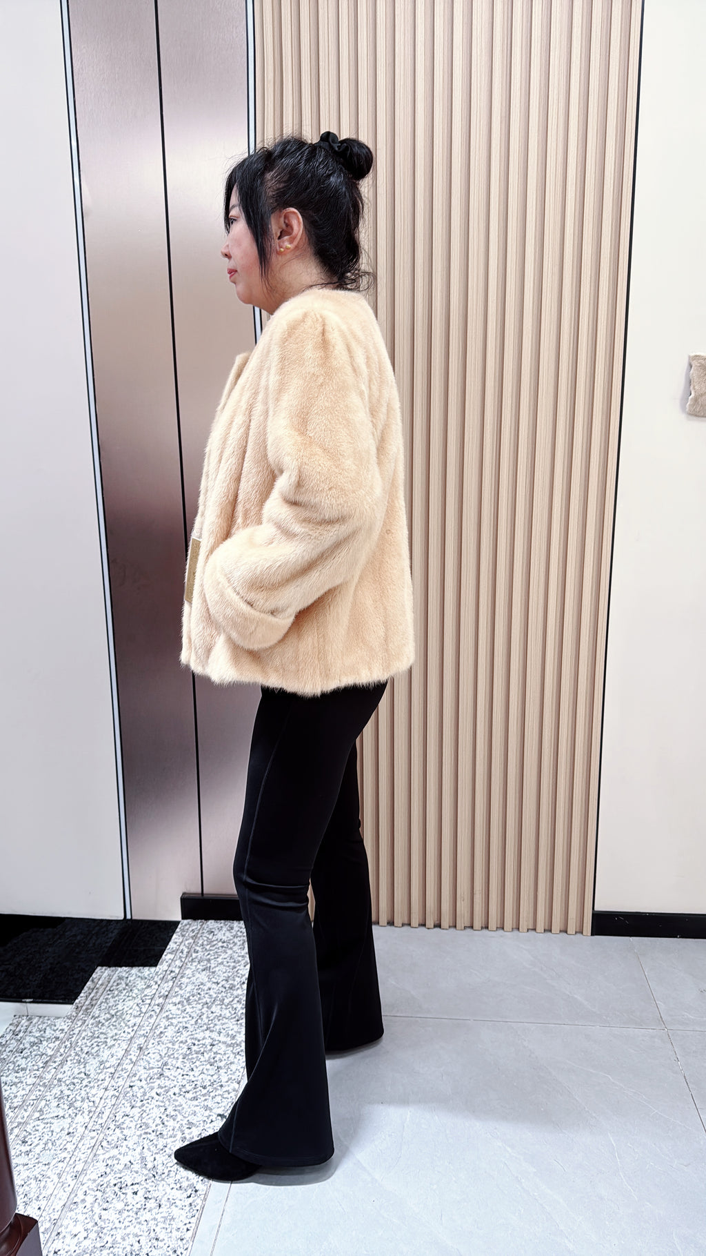 No. 049 Light Gold Mink Fur Coat (Collarless Design)