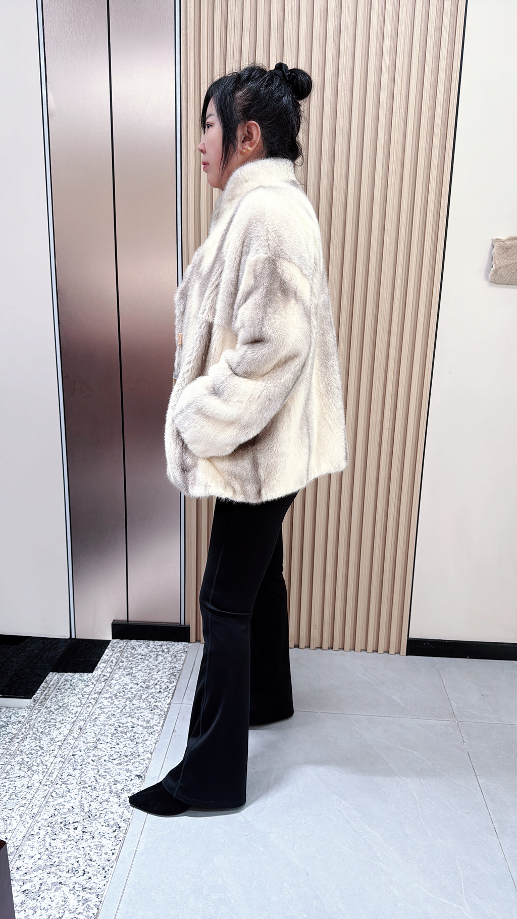 No. 045 Cross Mink Stand-Collar Fur Coat