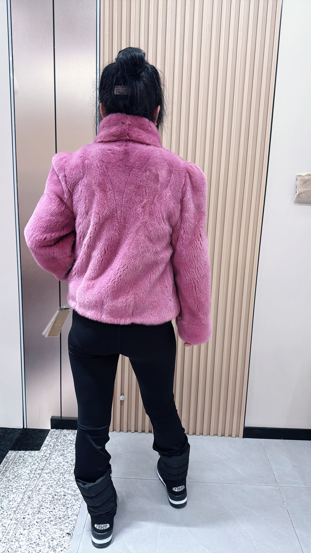 No. 057 Rose-pink stand-collar mink fur coat