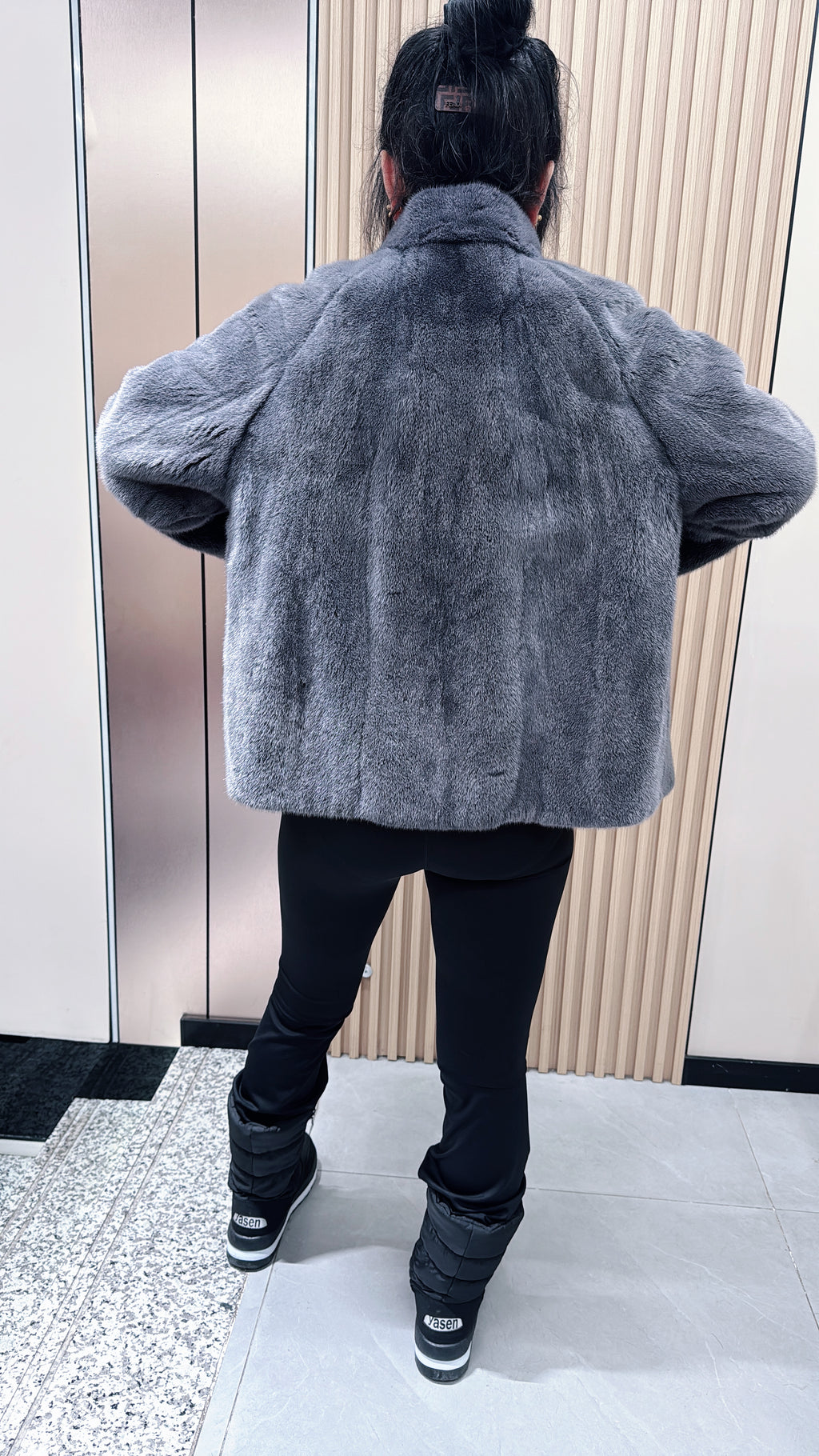 No. 053 Dark Grey Stand-Collar Mink Fur Coat