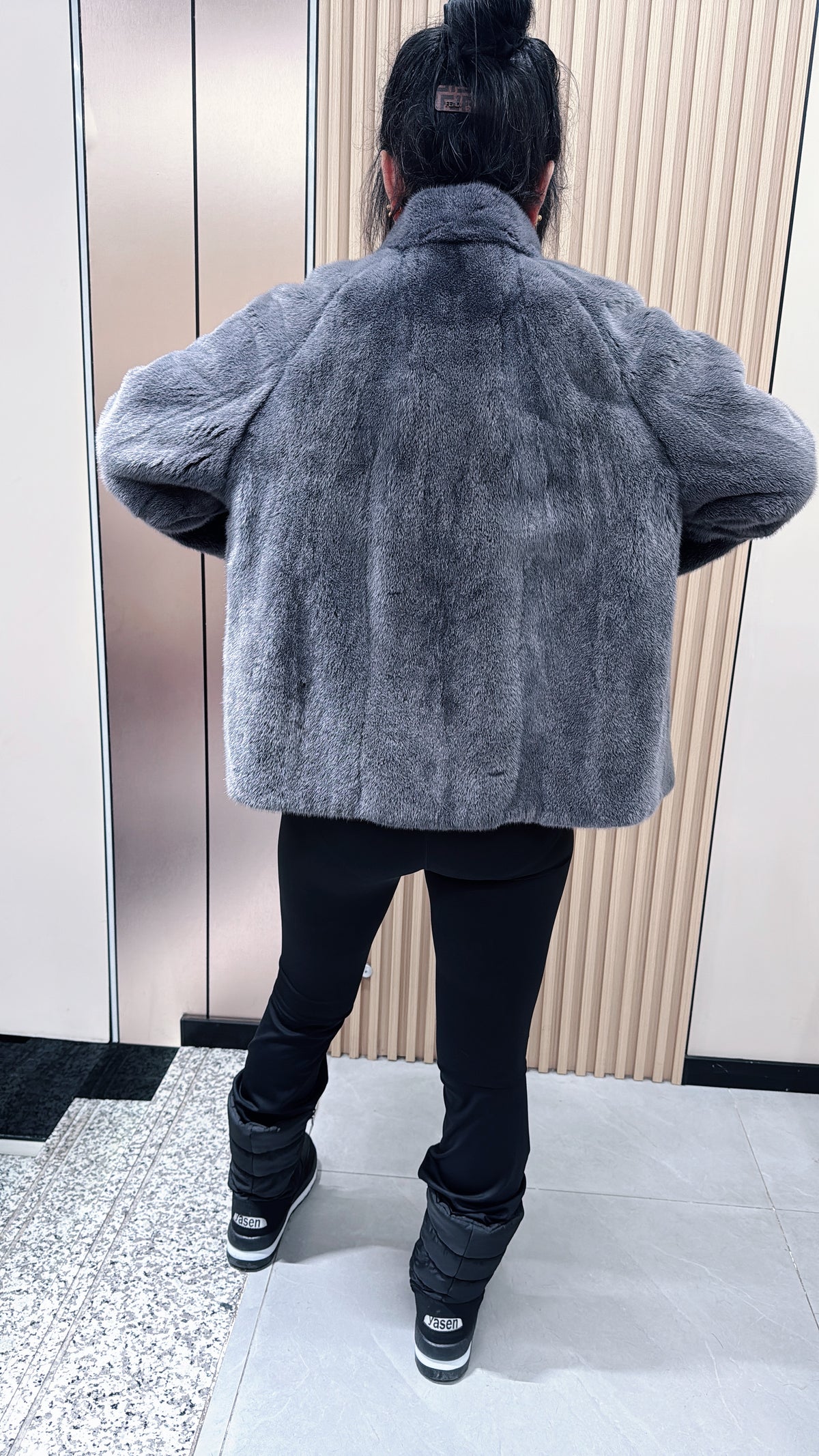 No. 053 Dark Grey Stand-Collar Mink Fur Coat