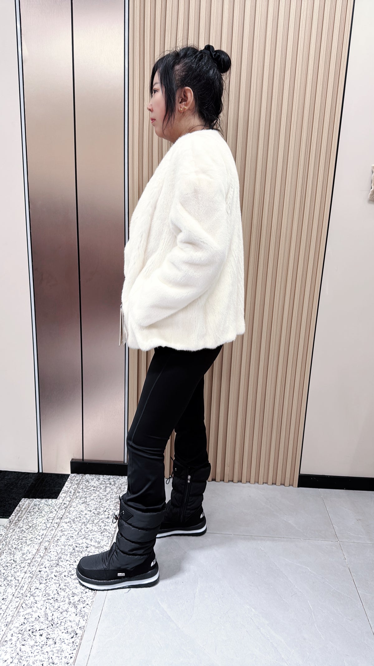 No. 066 White Mink V-Neck Fur Coat with Pearl Button Design