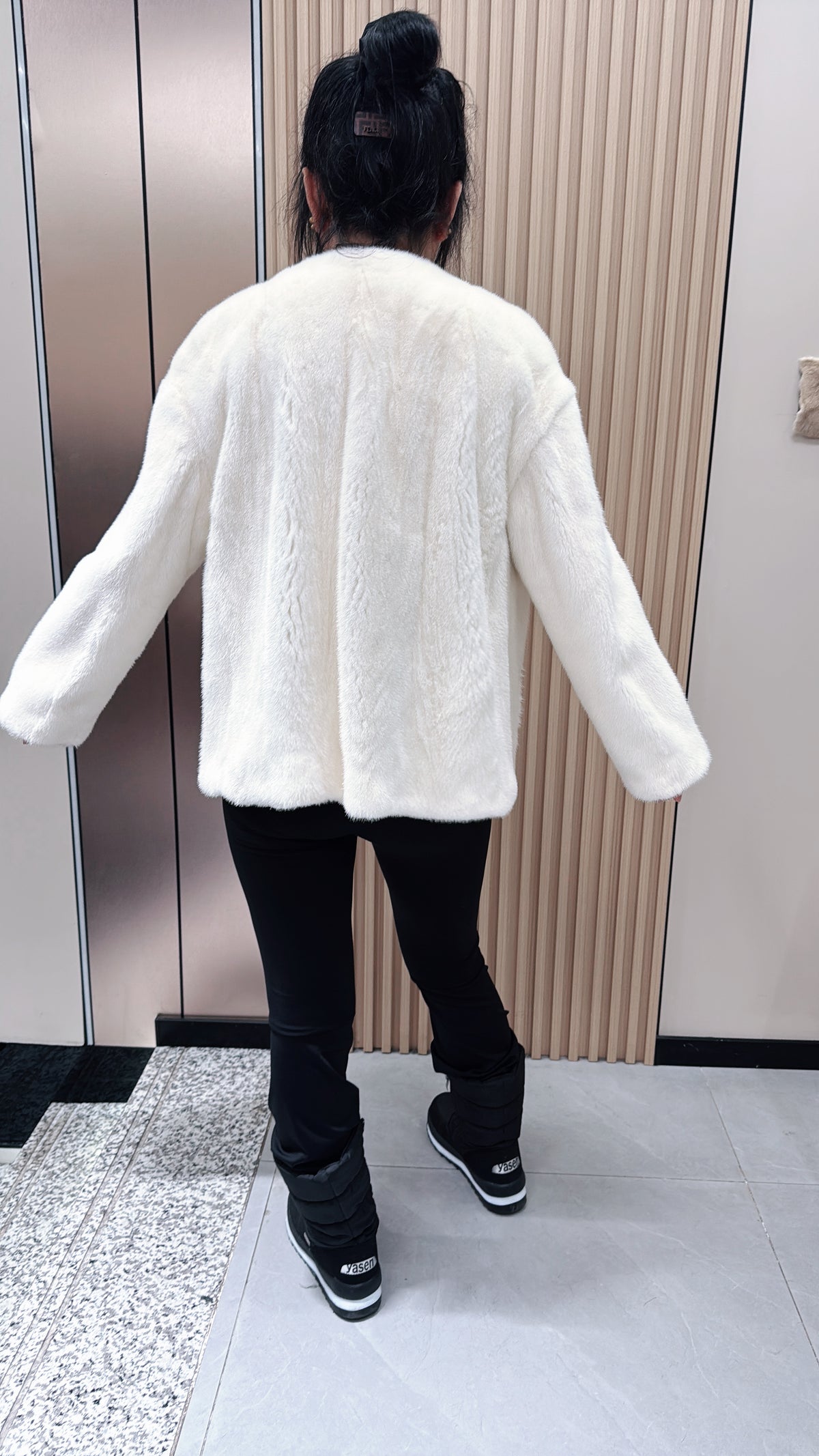 No. 066 White Mink V-Neck Fur Coat with Pearl Button Design
