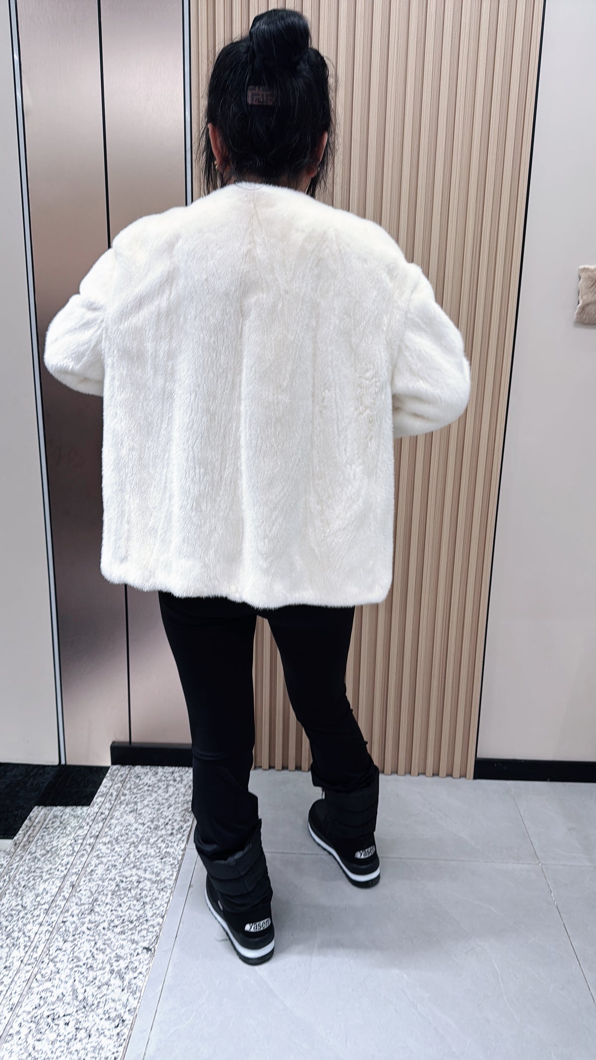 No. 066 White Mink V-Neck Fur Coat with Pearl Button Design