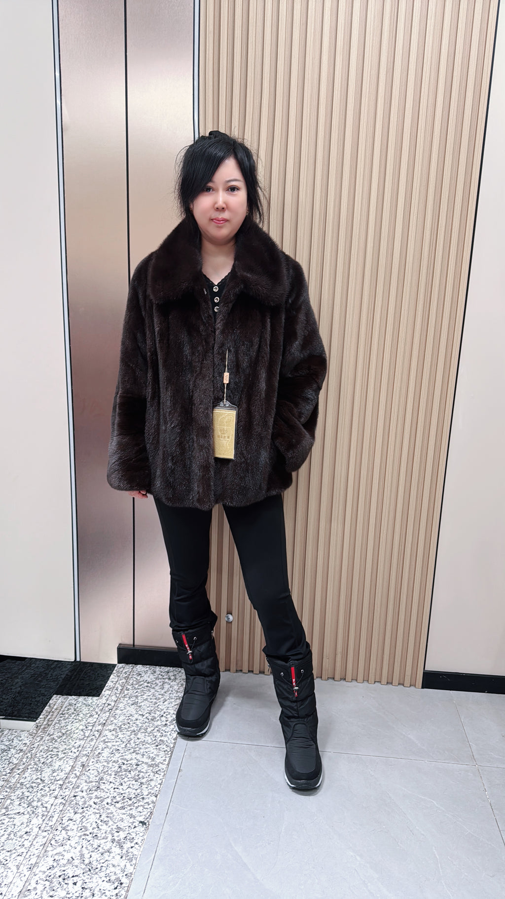 No. 063 Dark Brown Mink Fur Coat with Lapel Collar