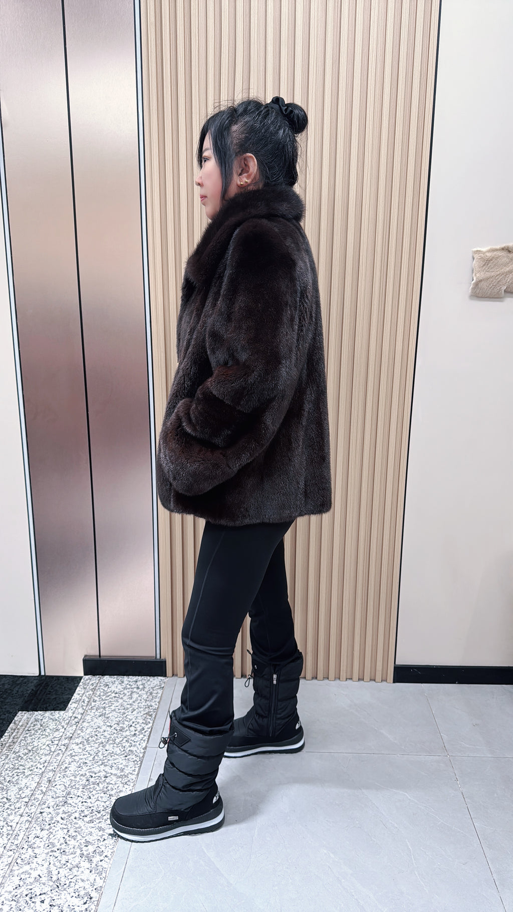 No. 063 Dark Brown Mink Fur Coat with Lapel Collar