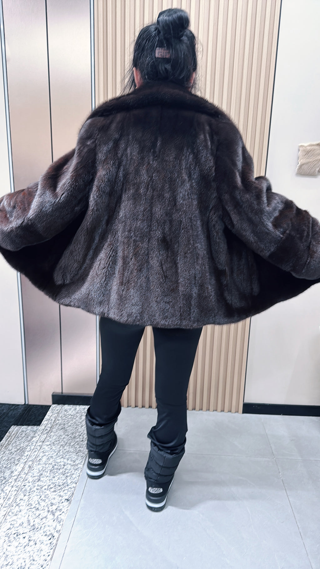 No. 063 Dark Brown Mink Fur Coat with Lapel Collar