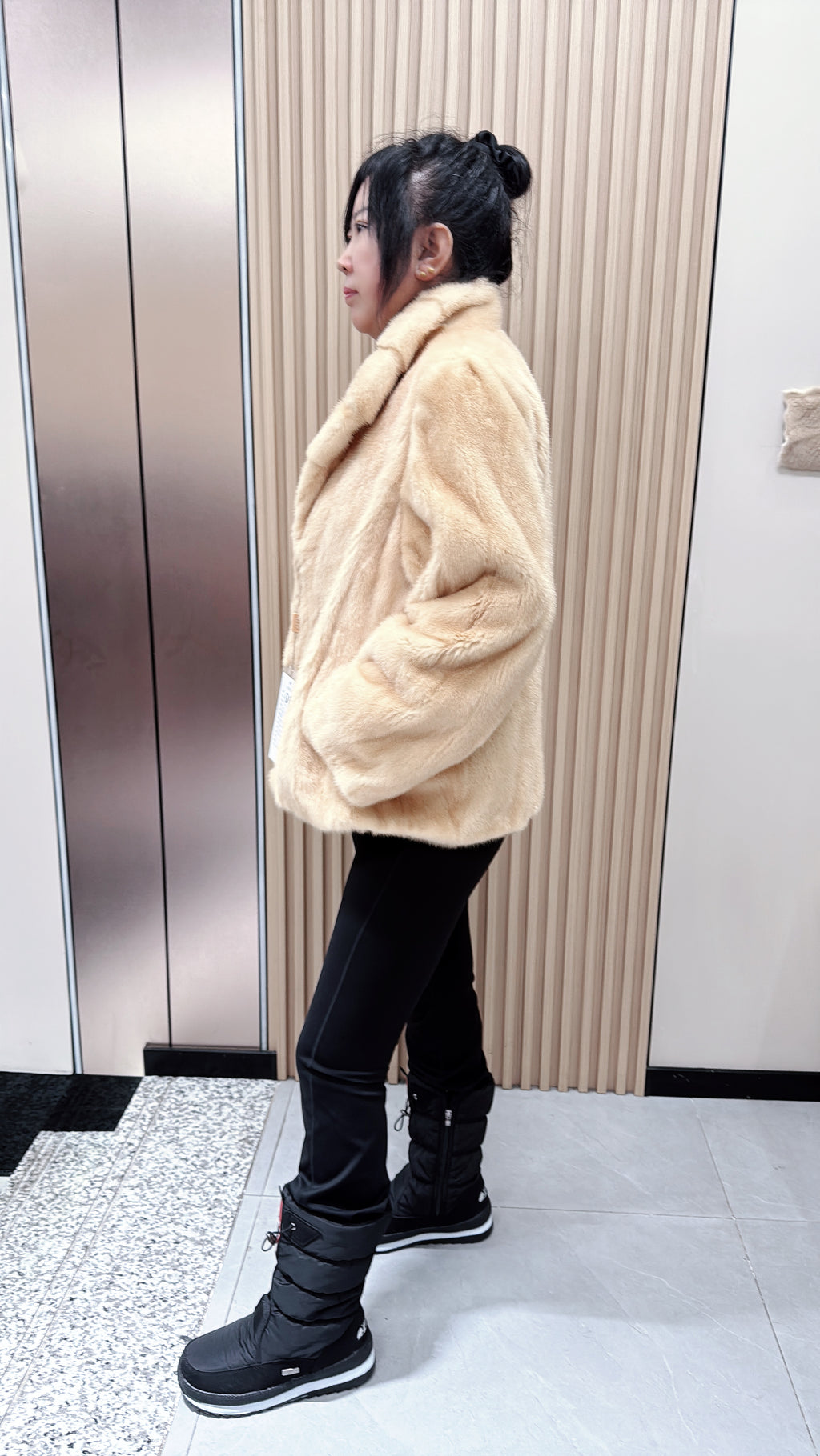 No. 062 Beige Mink Fur Coat with Pumpkin Collar