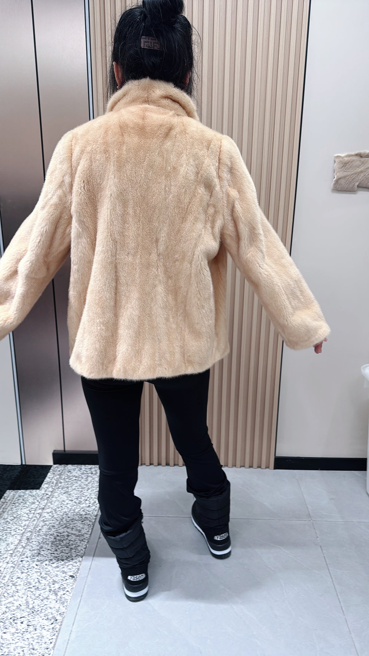 No. 062 Beige Mink Fur Coat with Pumpkin Collar