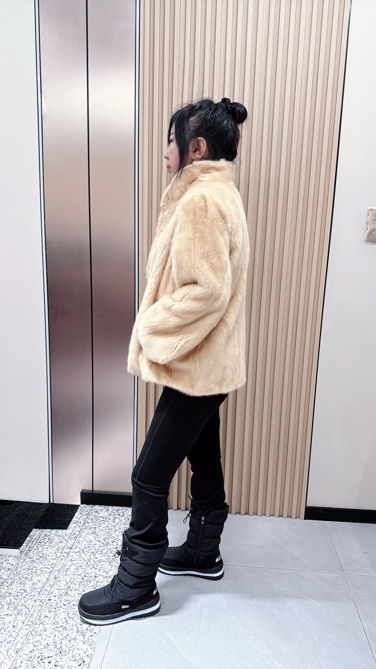 No. 062 Beige Mink Fur Coat with Pumpkin Collar