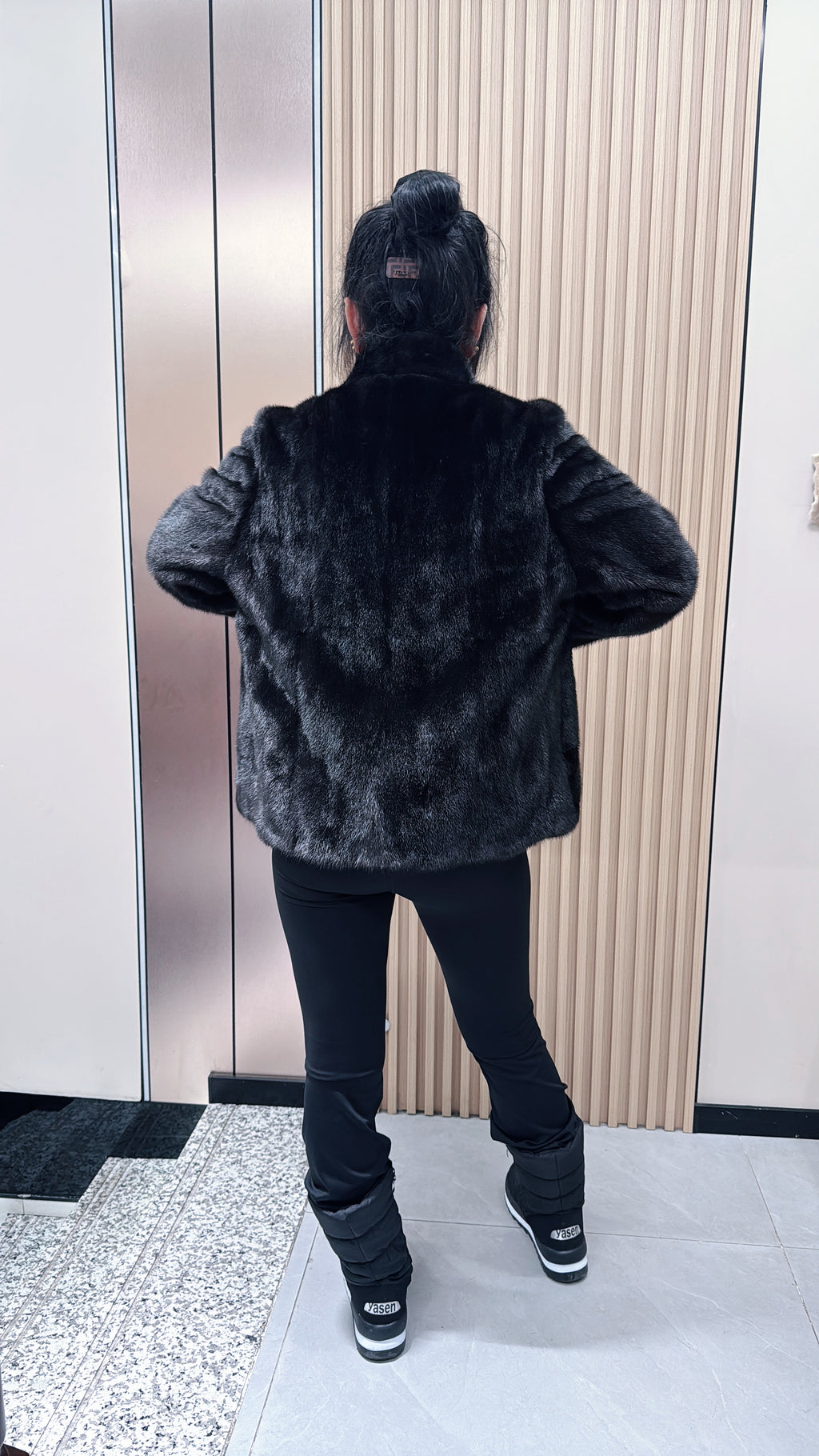 No. 061 Dark Brown V-Neck Mink Fur Coat (with Cuffed Sleeves)