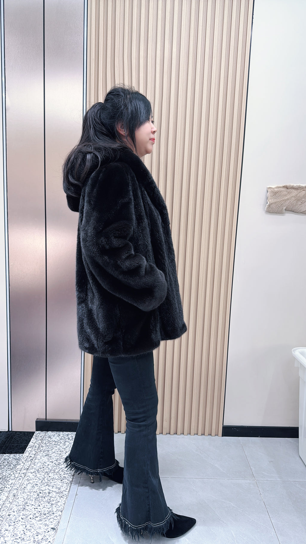 No. 081 Dark Brown Hooded Mink Fur Coat