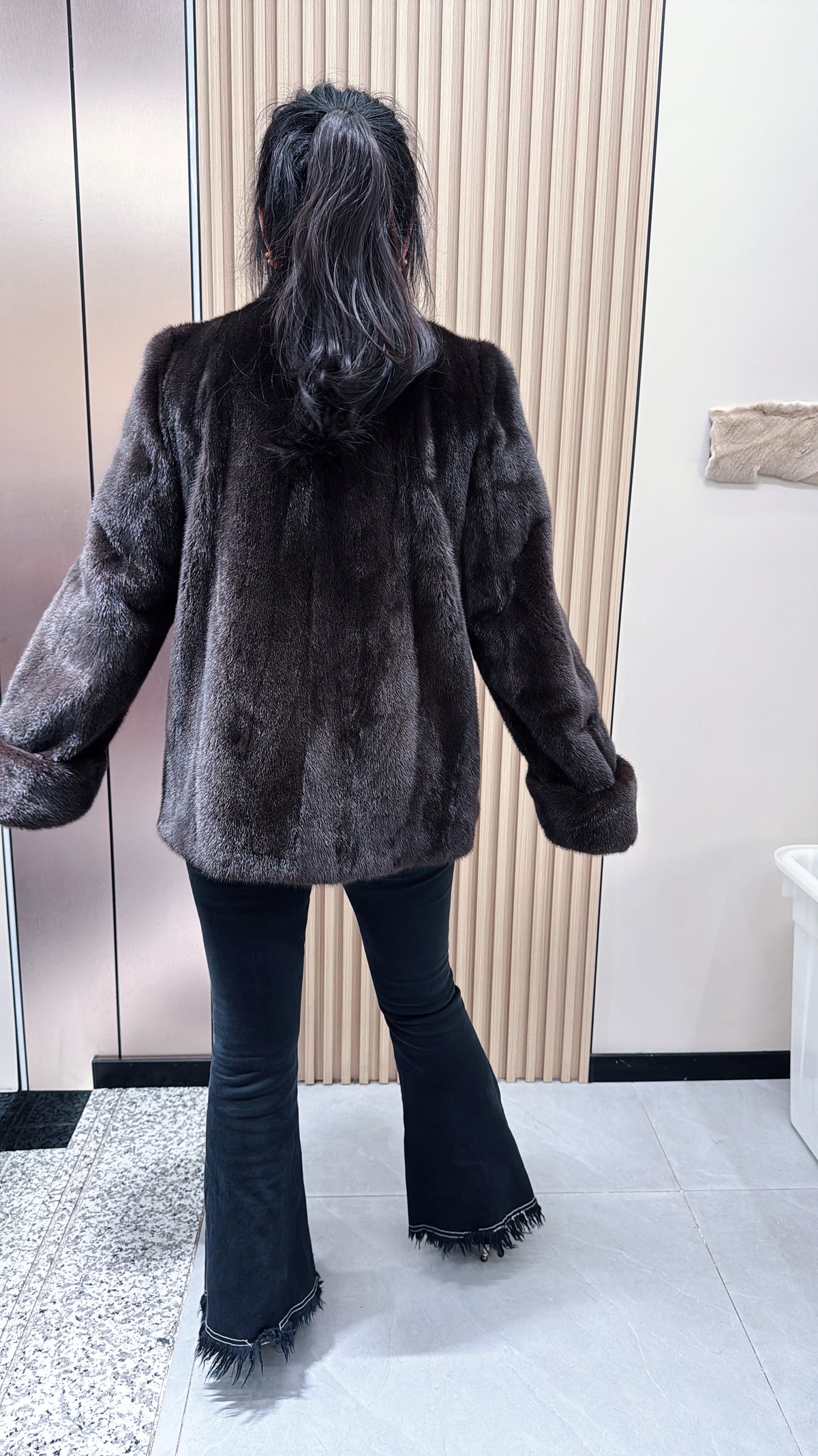 No. 075 Dark Brown V-Neck Mink Fur Coat (with Cuffed Sleeves)