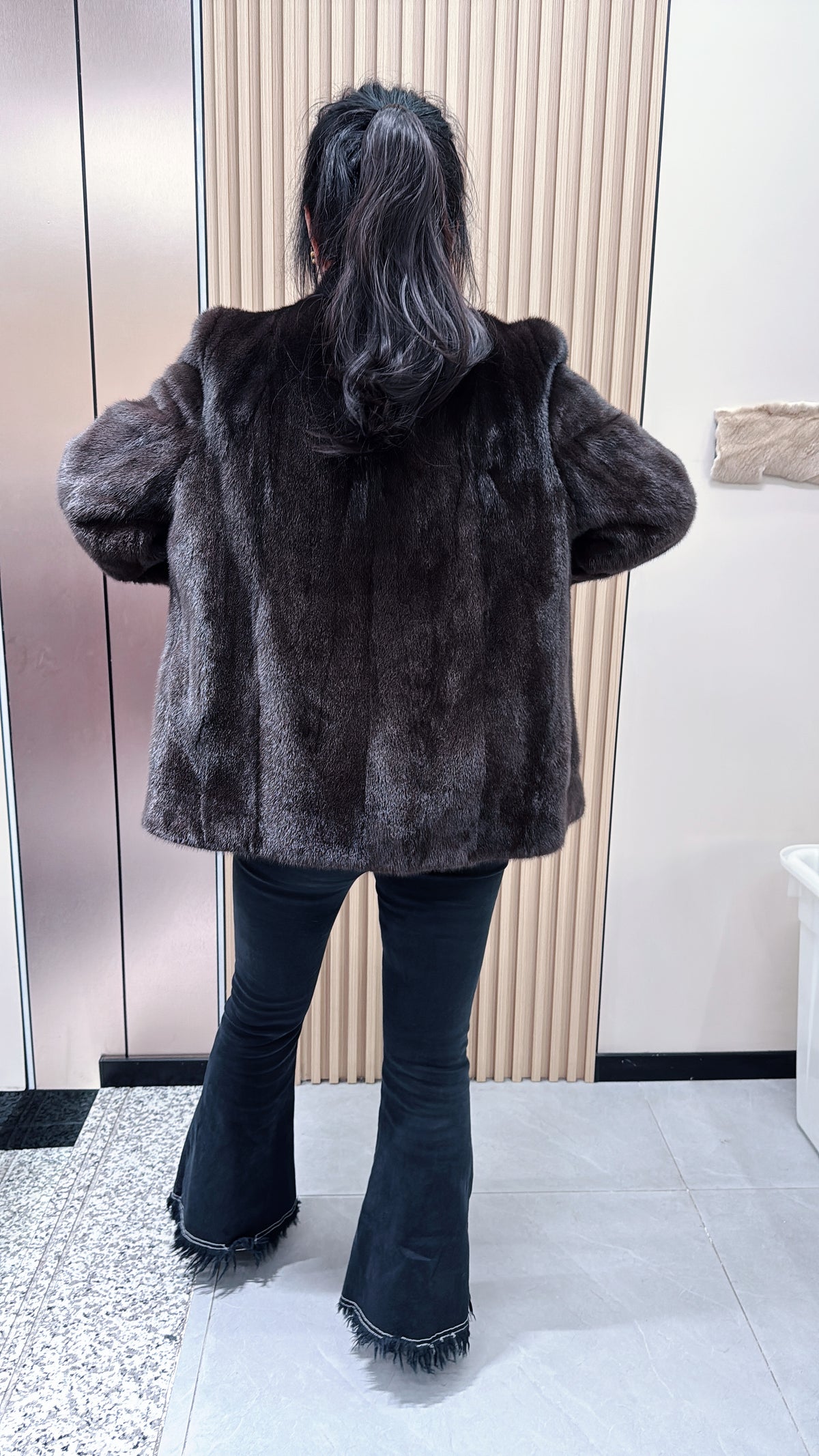 No. 075 Dark Brown V-Neck Mink Fur Coat (with Cuffed Sleeves)