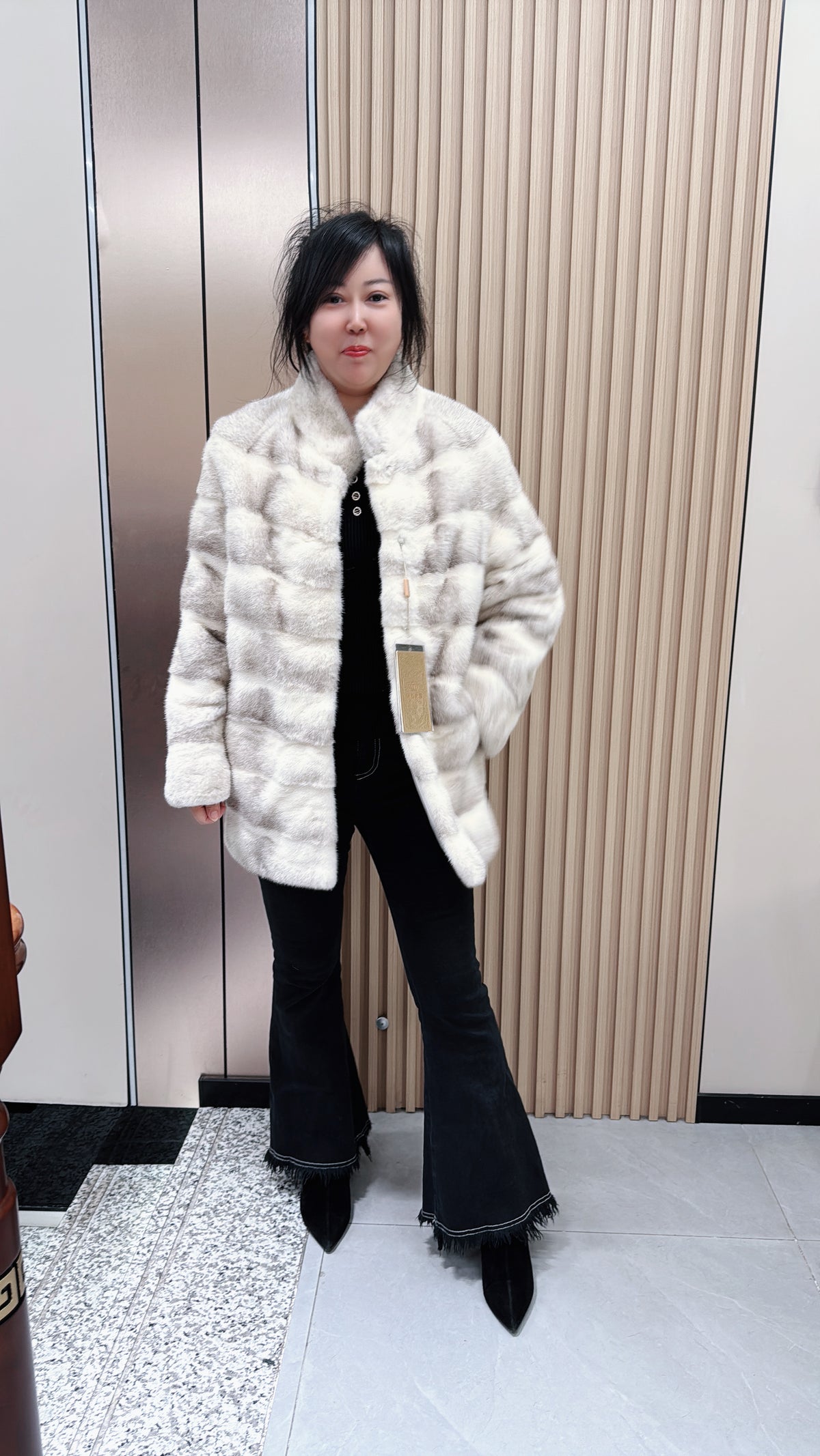 No. 082 White Cross Mink Fur Coat with Stand Collar and Horizontal Design