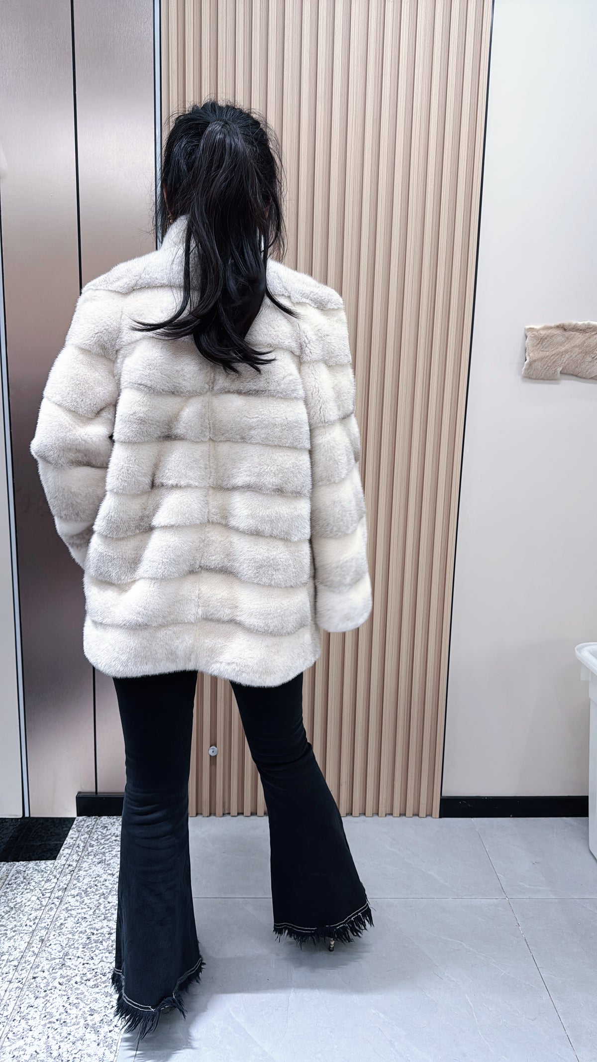 No. 082 White Cross Mink Fur Coat with Stand Collar and Horizontal Design