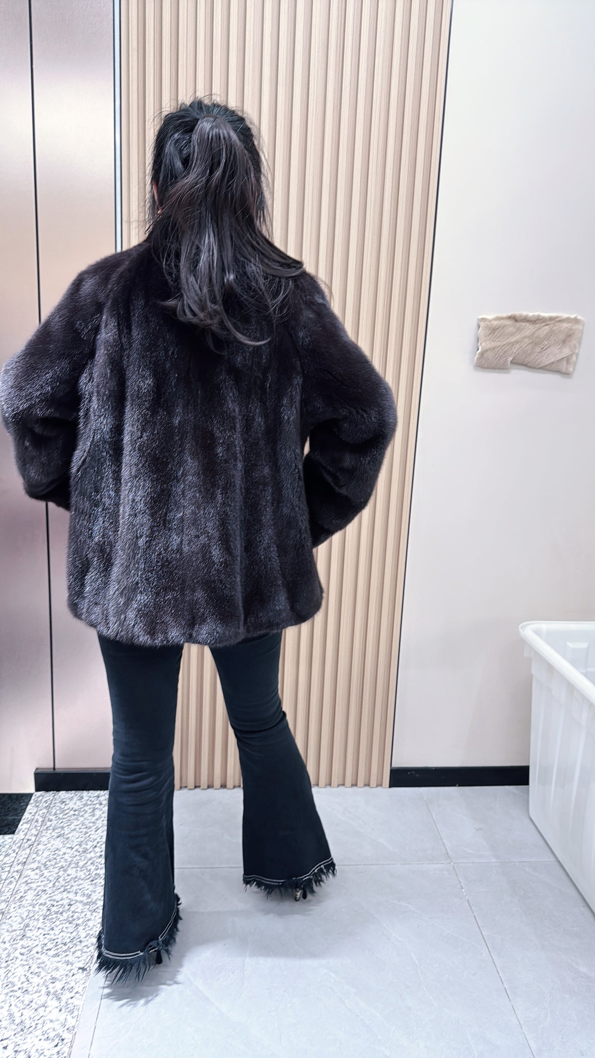 No. 091 Dark Brown Stand-Collar Mink Fur Coat