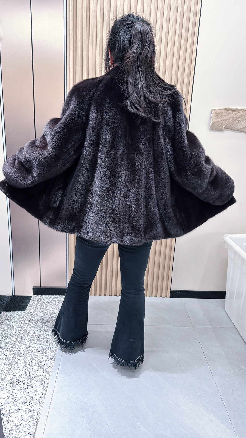No. 091 Dark Brown Stand-Collar Mink Fur Coat
