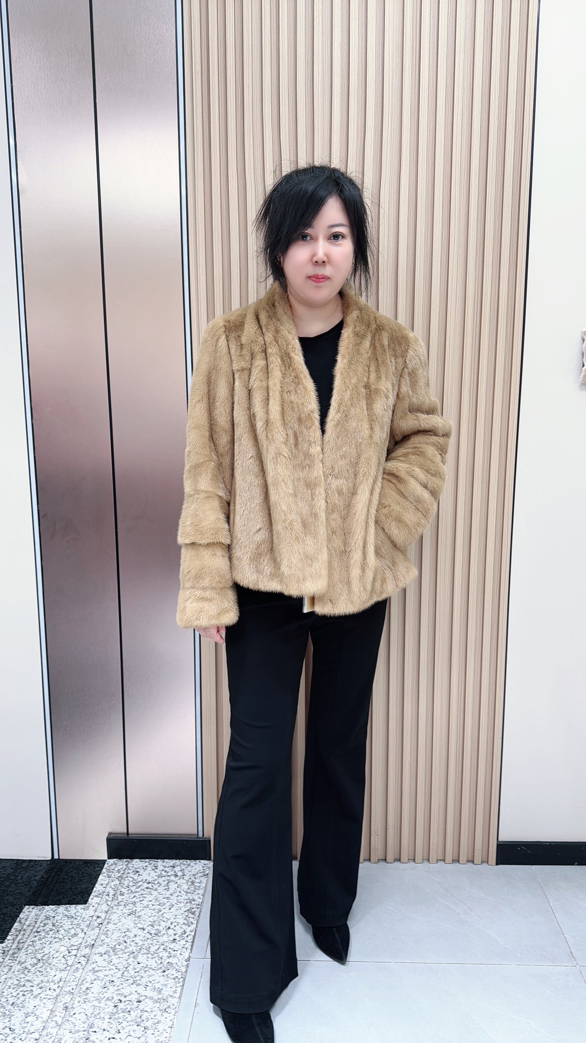No. 098 Dark beige mink fur coat featuring a V-neck design.