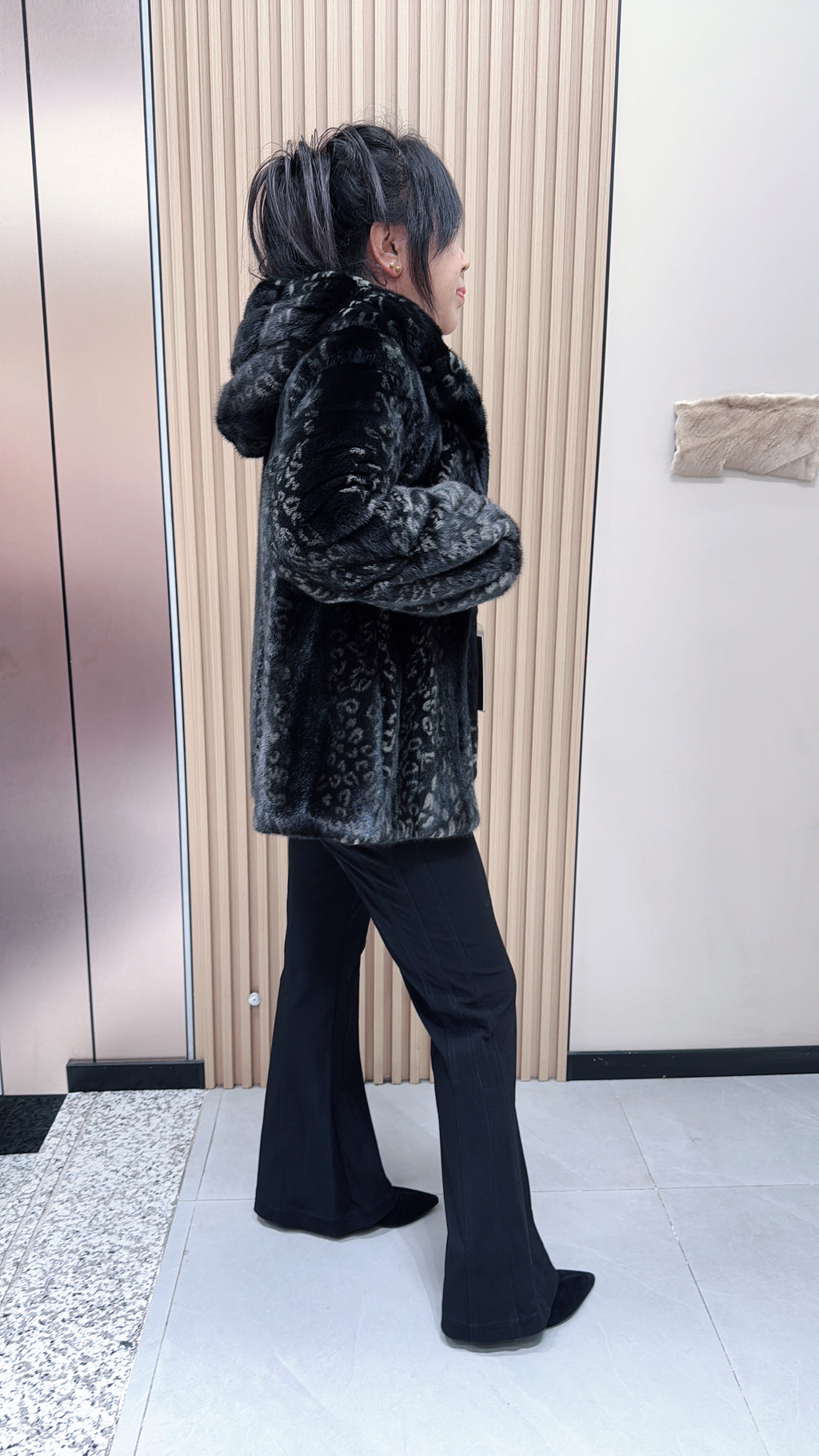 No. 094 Black printed hooded mink fur coat.