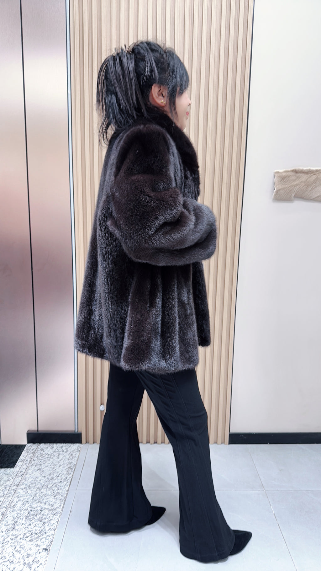 No. 102 Dark Brown Stand-Collar Mink Fur Coat