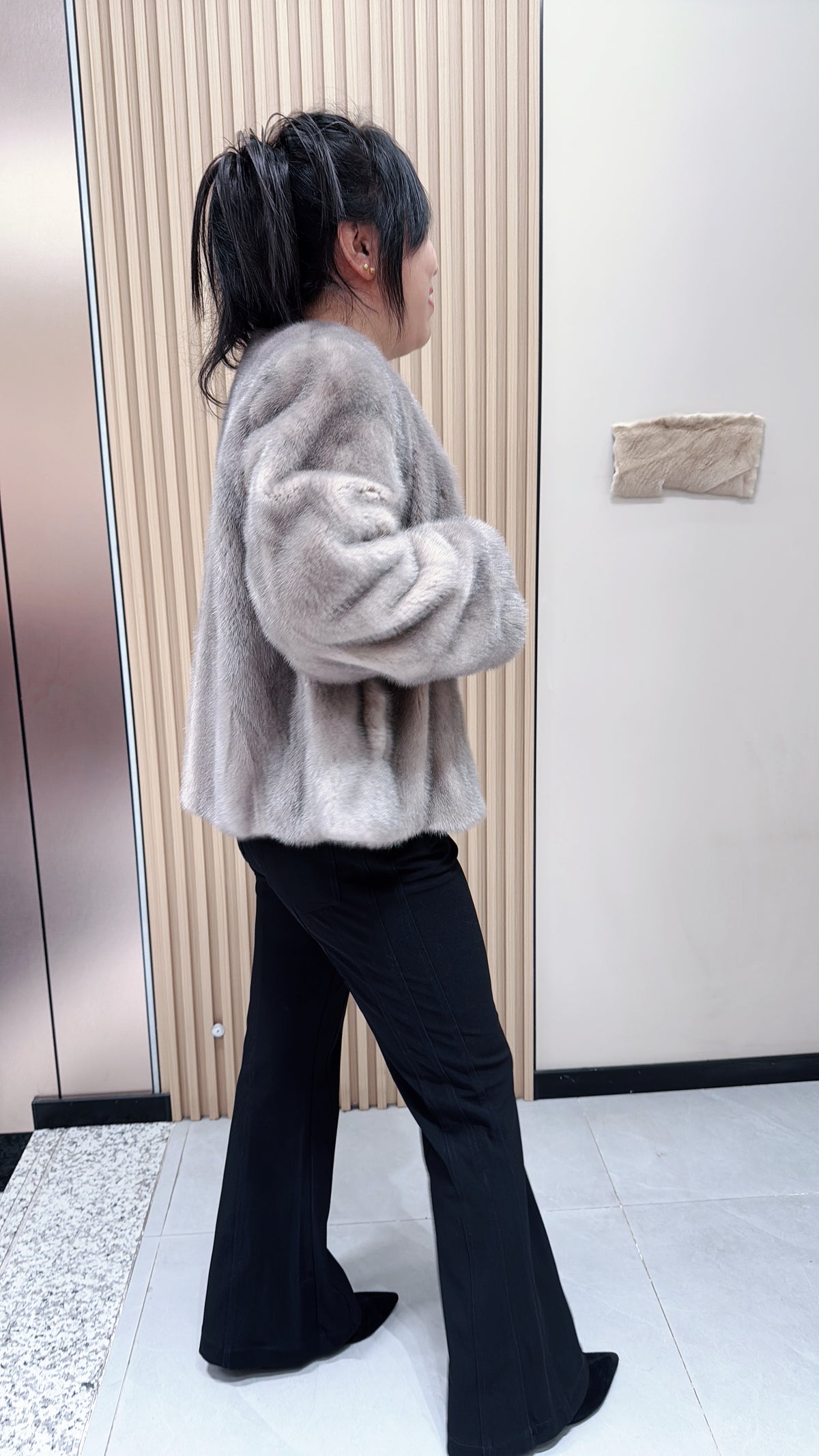 No. 105 Grey V-neck mink fur coat