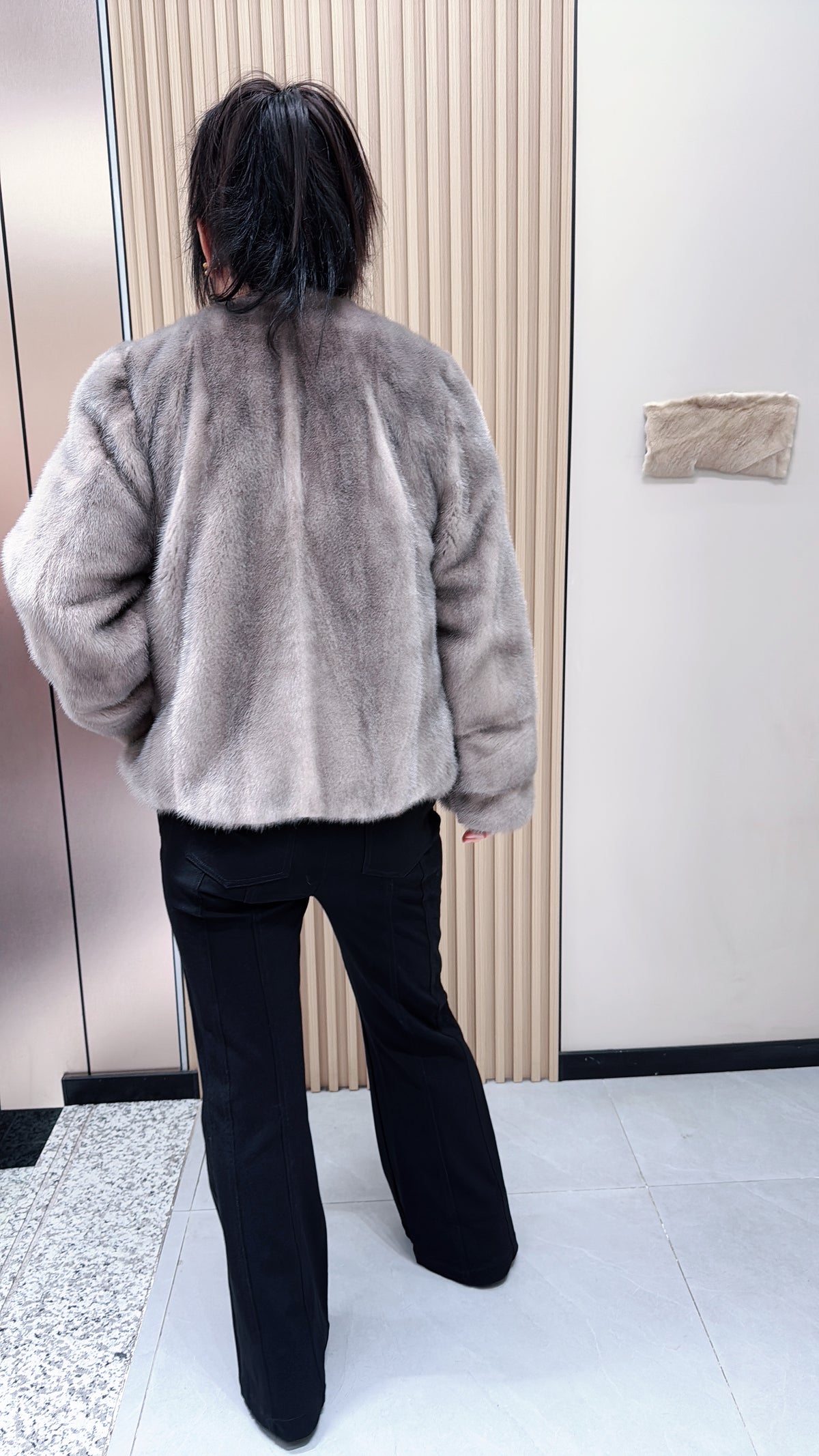 No. 105 Grey V-neck mink fur coat