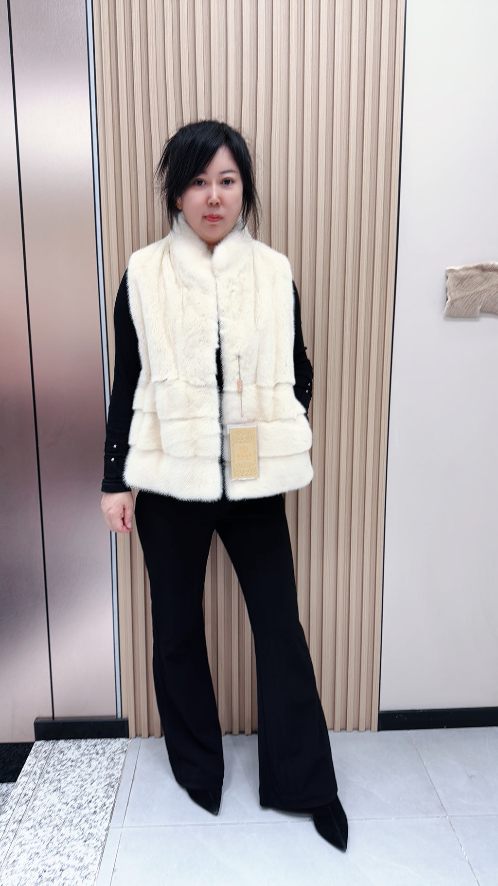 No. 108 Off-white mink fur vest