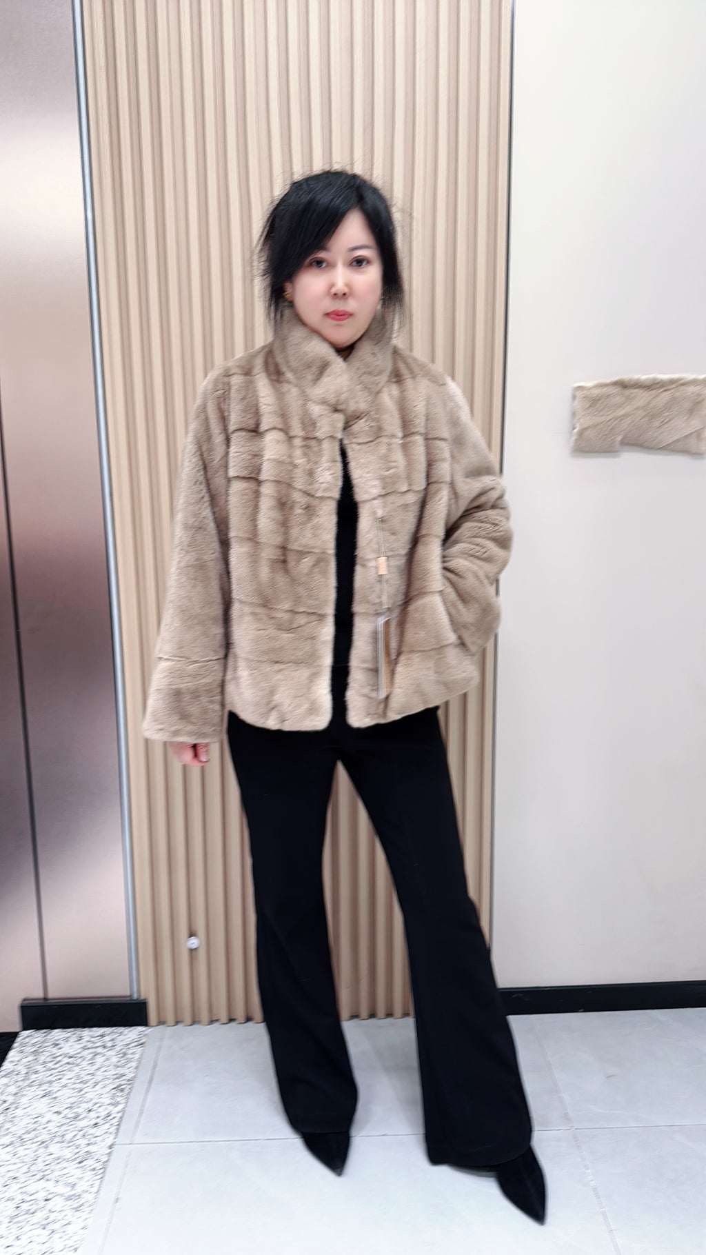 No. 142 Deep Beige Stand-Collar Horizontal-Panel Mink Fur Coat