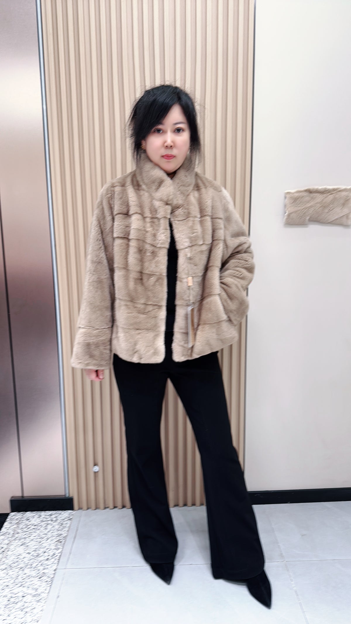 No. 142 Deep Beige Stand-Collar Horizontal-Panel Mink Fur Coat