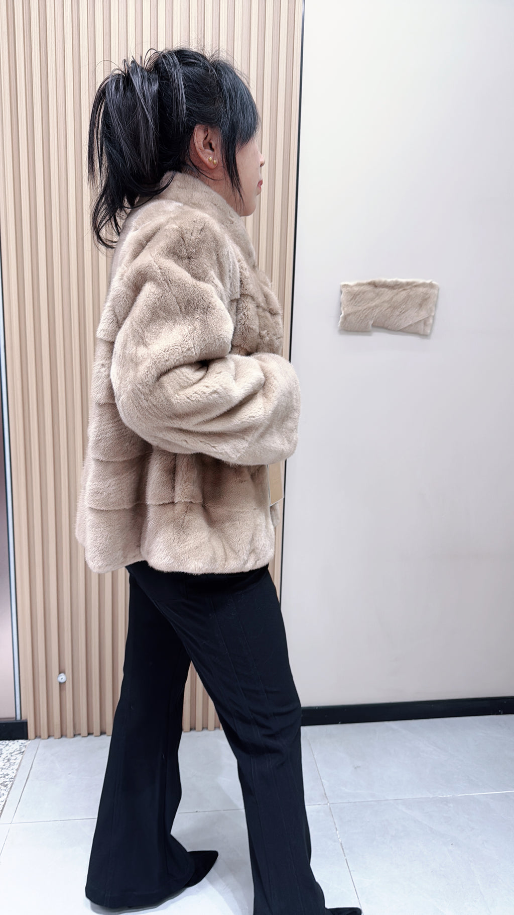 No. 142 Deep Beige Stand-Collar Horizontal-Panel Mink Fur Coat