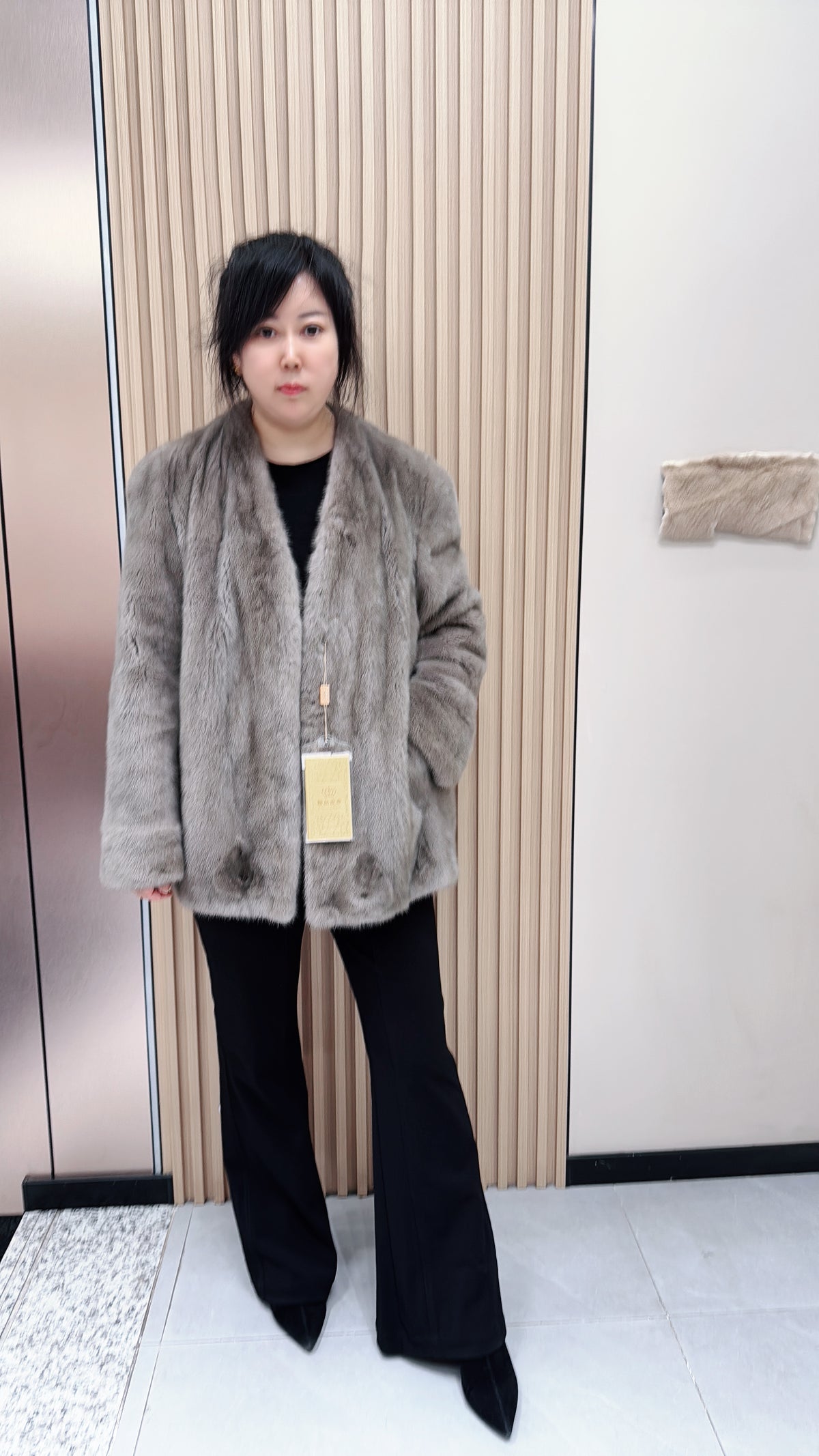 No. 144 Grey V-neck mink fur coat
