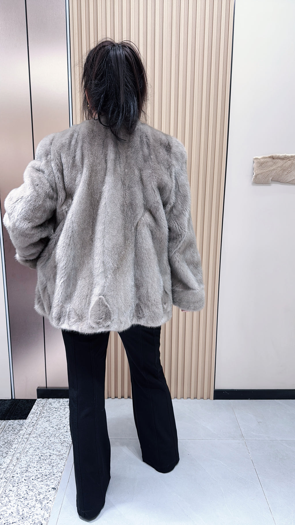 No. 144 Grey V-neck mink fur coat