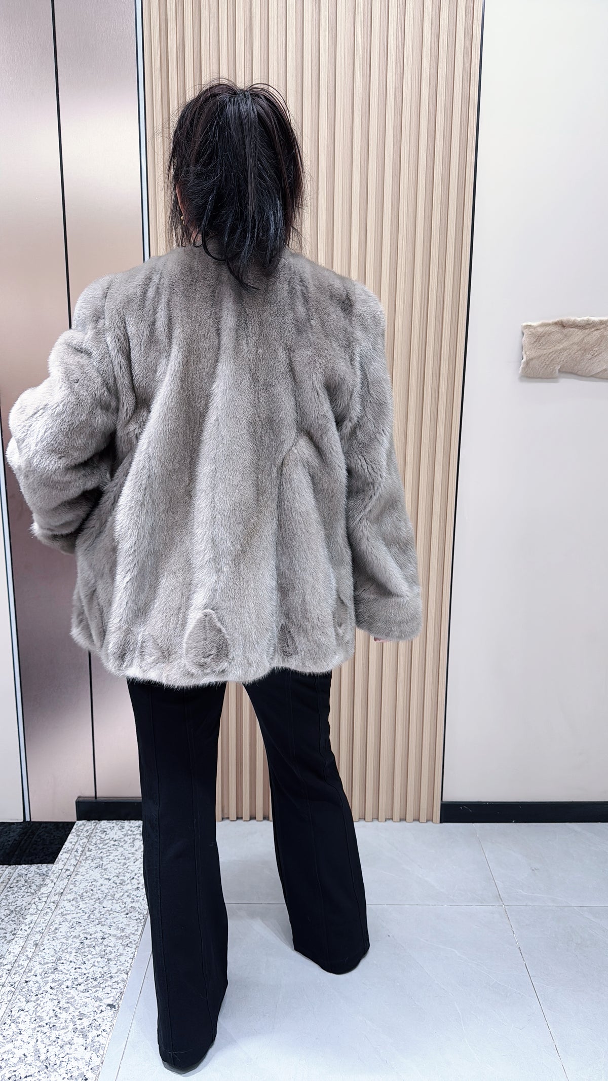 No. 144 Grey V-neck mink fur coat