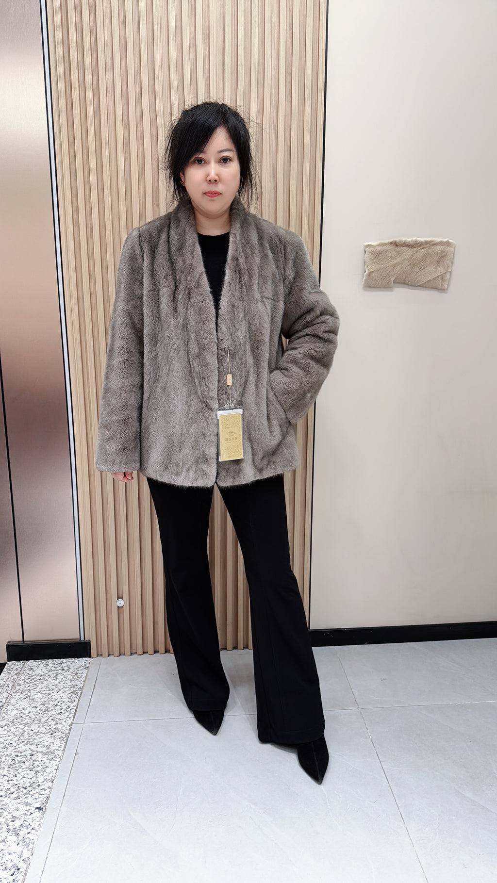 No. 131 Grey V-neck mink fur coat