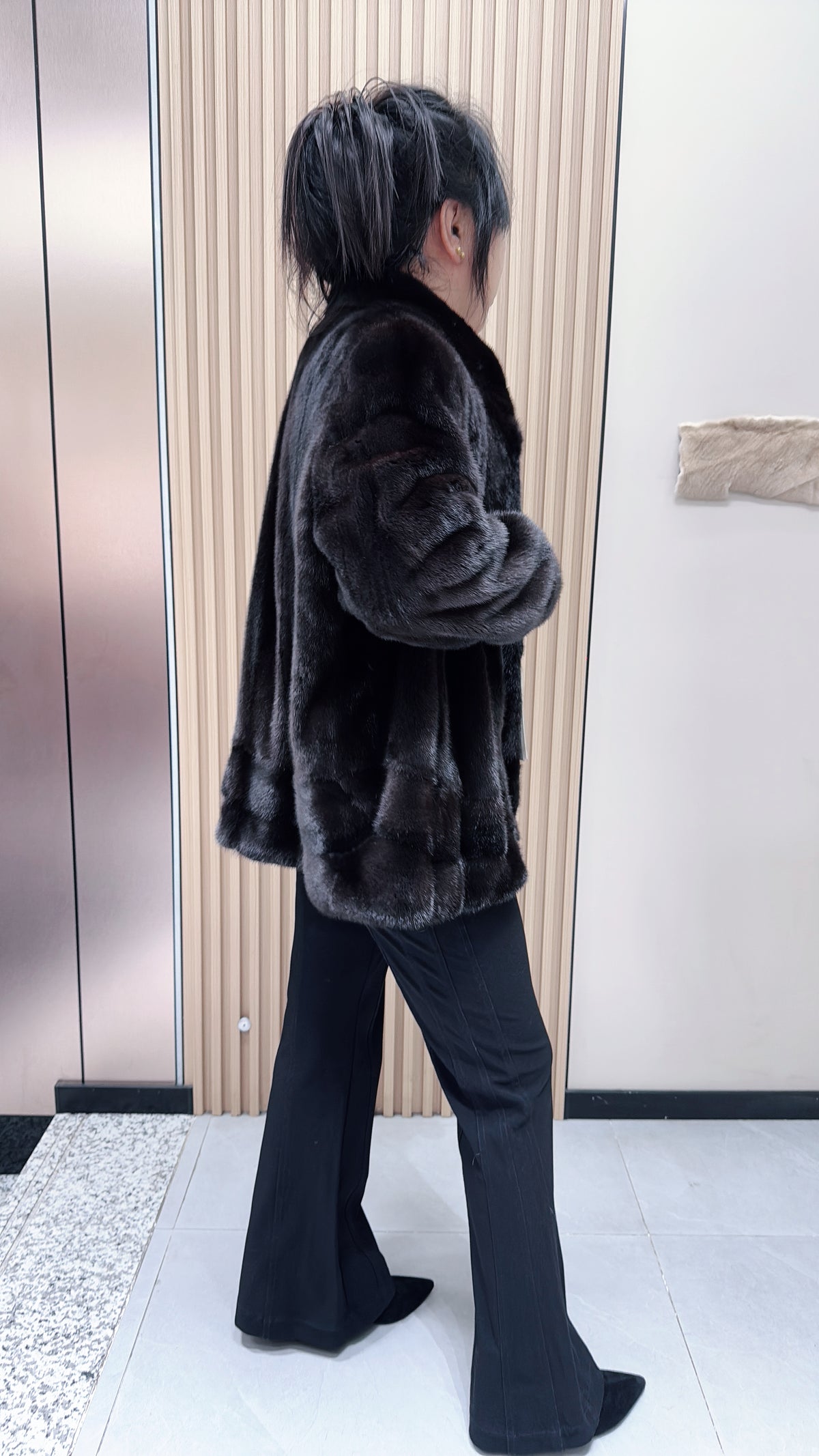No. 121 Dark Brown Stand-Collar Mink Fur Coat